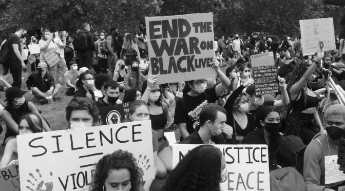 Londra’da “Siyah Hayatları Önemlidir” Protestoları